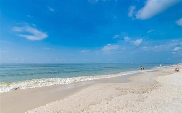 Island Winds West 477 By Albvr - Beachfront, Updated & Beautiful! Just Steps To The Beach & Hangout! Gulf Shores Exteriér fotografie