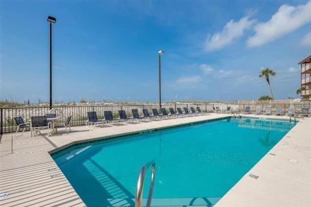 Island Winds West 477 By Albvr - Beachfront, Updated & Beautiful! Just Steps To The Beach & Hangout! Gulf Shores Exteriér fotografie